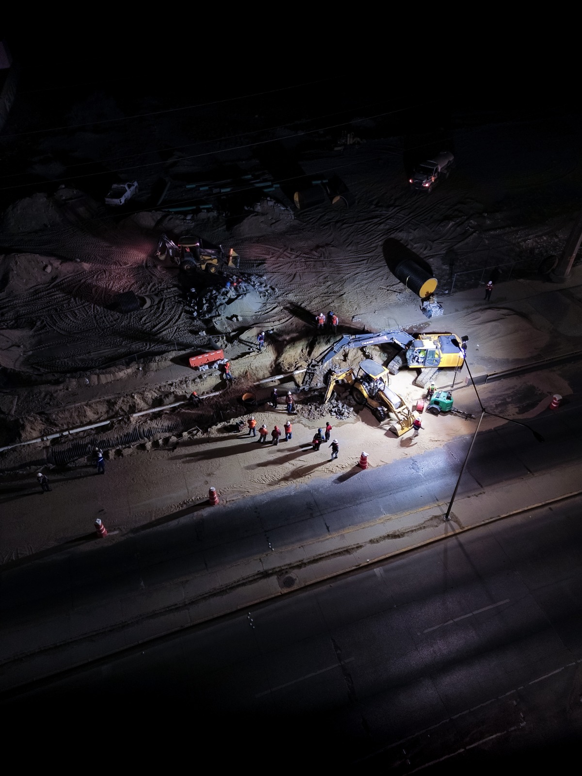 *Realiza J+ Mega Operativo para conectar el colector Cuatro Siglos al drenaje actual*