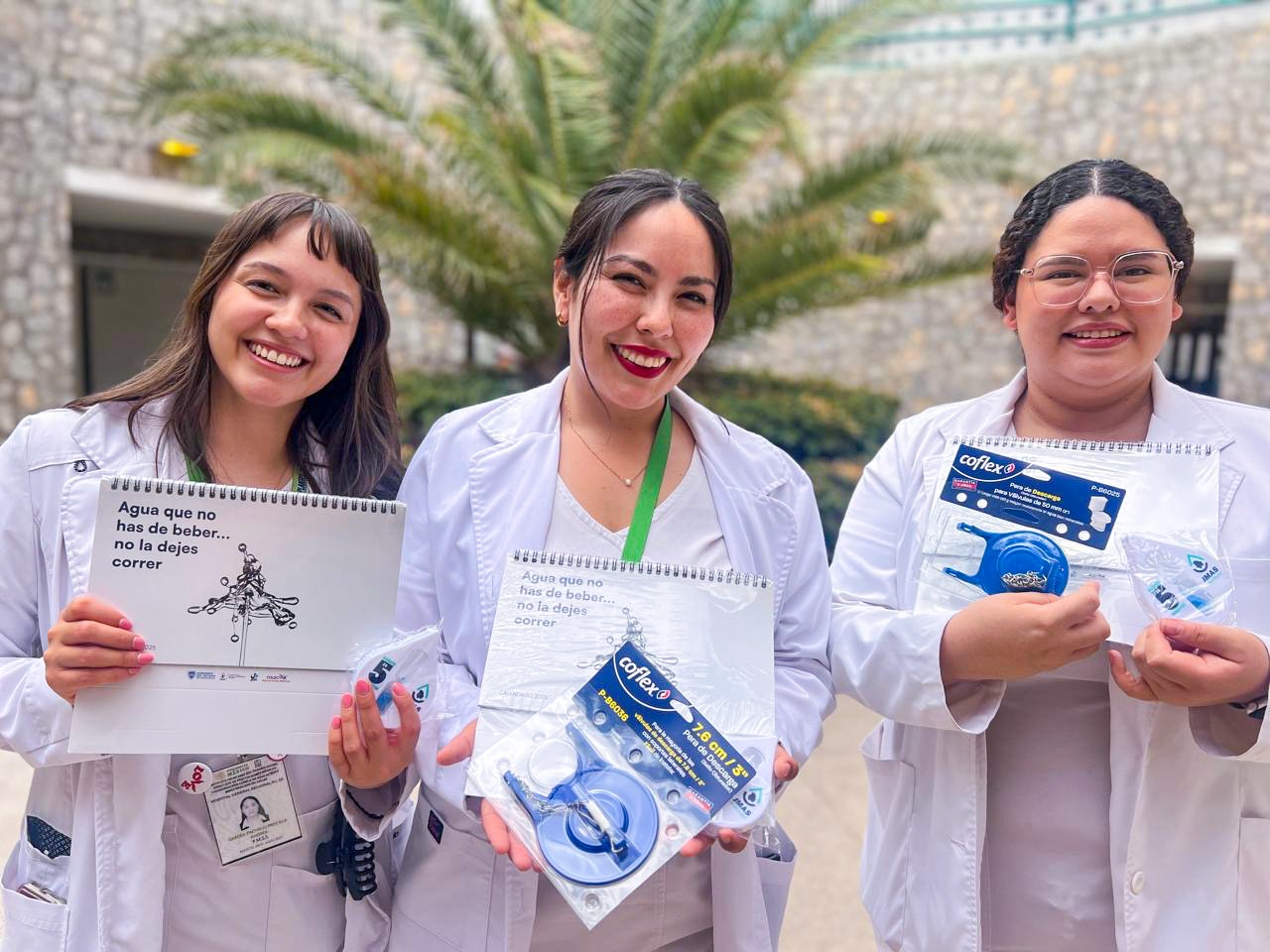 *CAPACITA LA J+ A PERSONAL DE HOSPITALES*