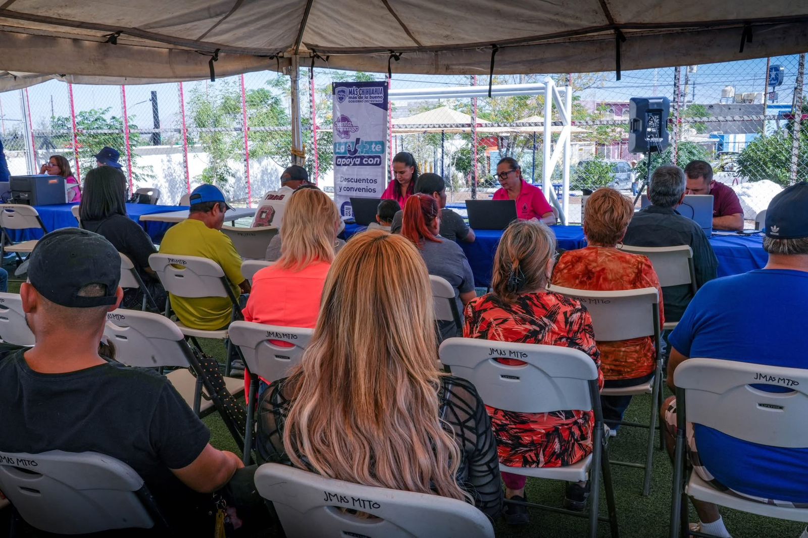 *ATIENDE LA J+ A LOS VECINOS DE CIUDAD MODERNA*