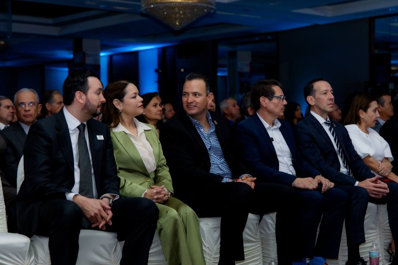 *Celebra Marco Bonilla 30 años de FECHAC; continuará colaboración por las familias