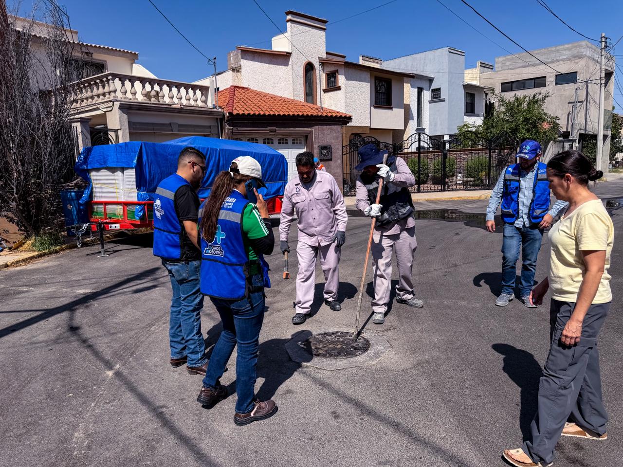 Atiende JMAS reporte de malos olores en el fraccionamiento Alondra.