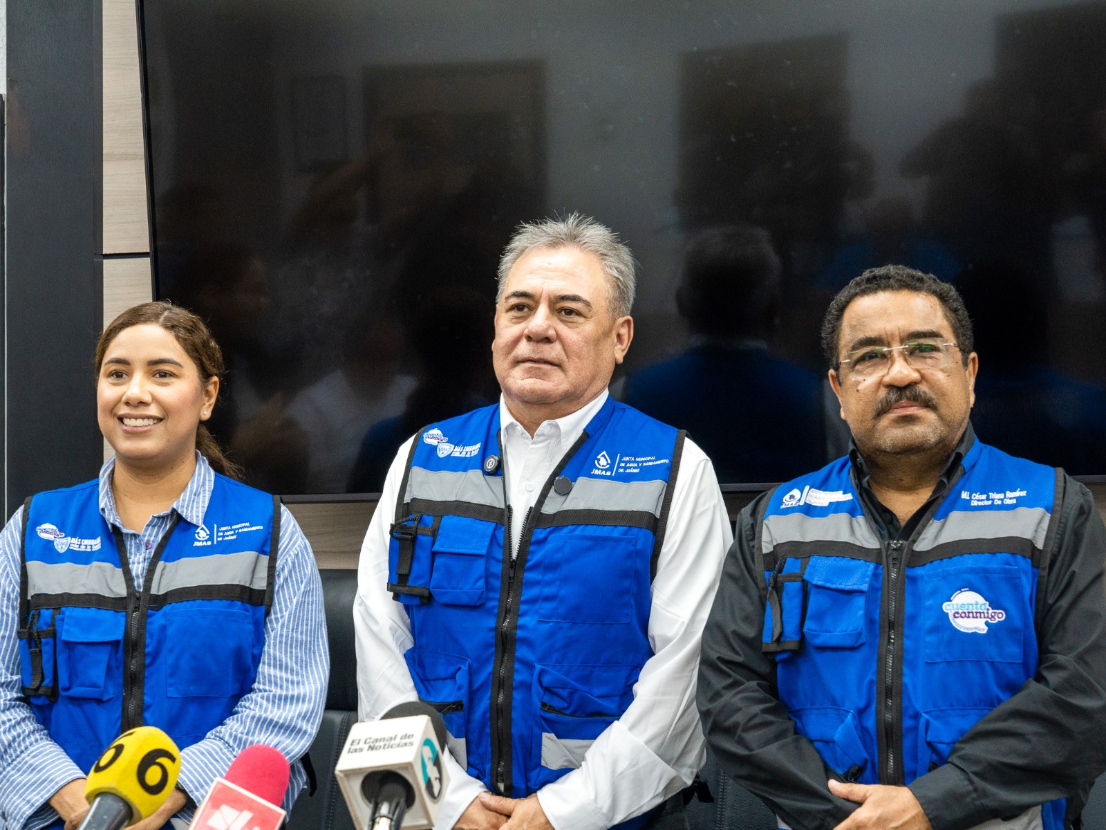 Atiende JMAS contingencia con maquinaria y equipo especializado